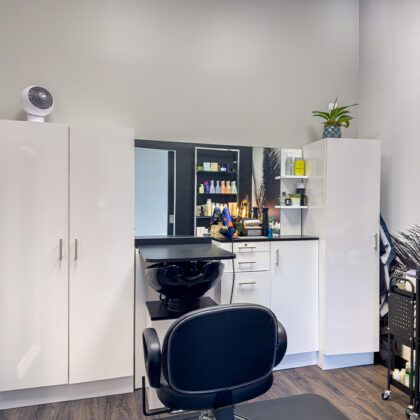 Iconic Salon Studios single suite