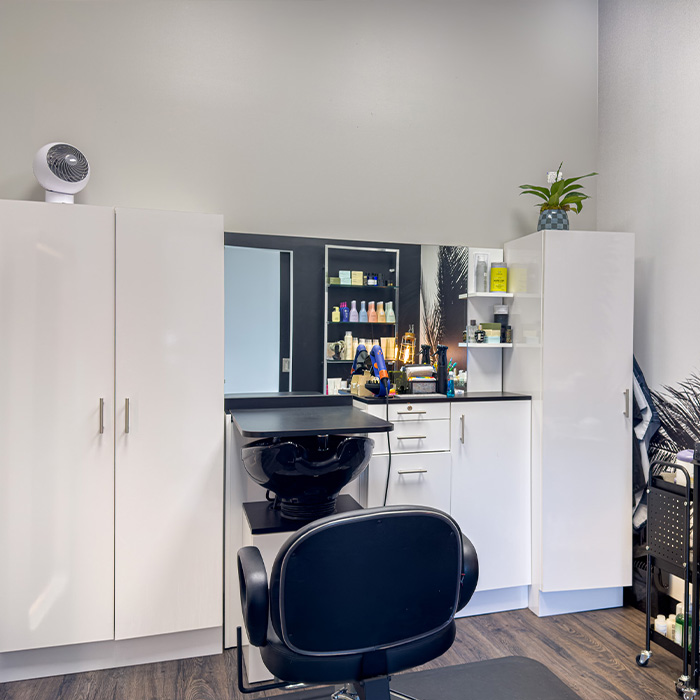 Iconic Salon Studios single suite